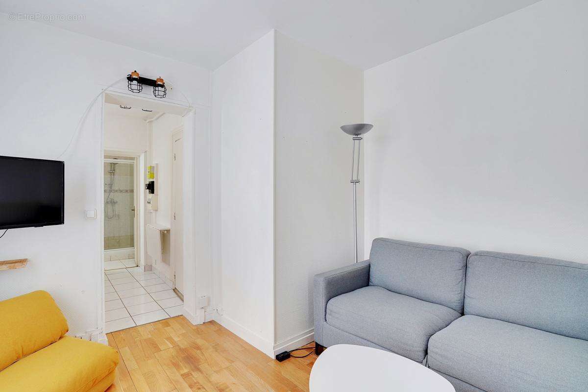 Appartement à PARIS-7E