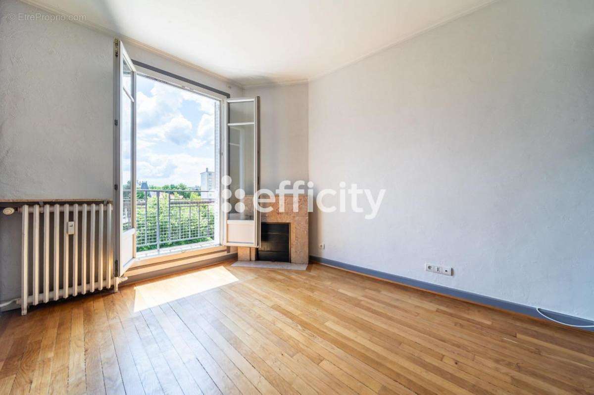 Appartement à RUEIL-MALMAISON