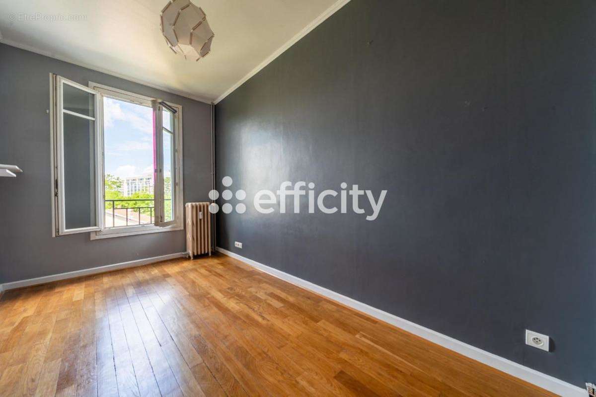 Appartement à RUEIL-MALMAISON