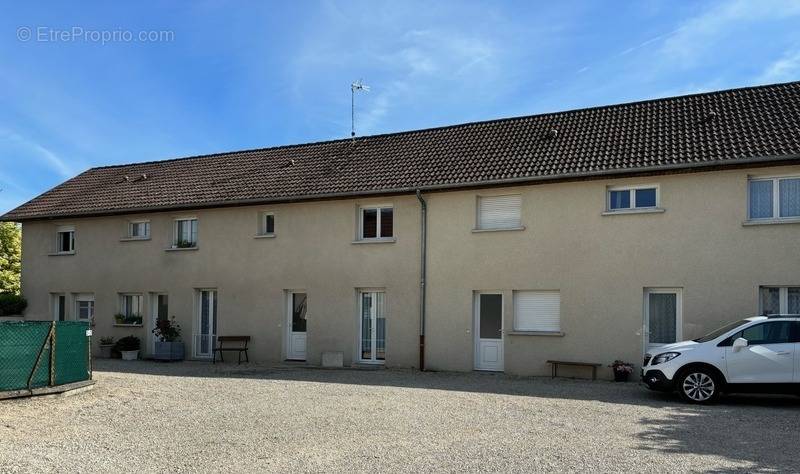 Appartement à ARC-SUR-TILLE