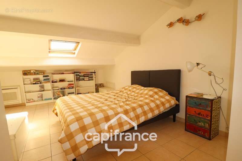 Appartement à CARQUEIRANNE