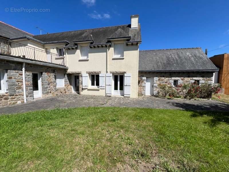 Maison à LANGUEUX