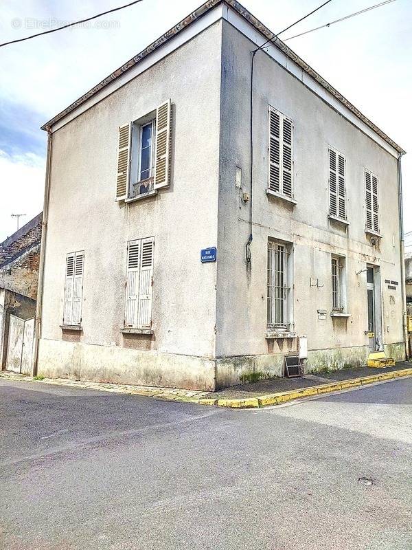 Appartement à CHAUMES-EN-BRIE