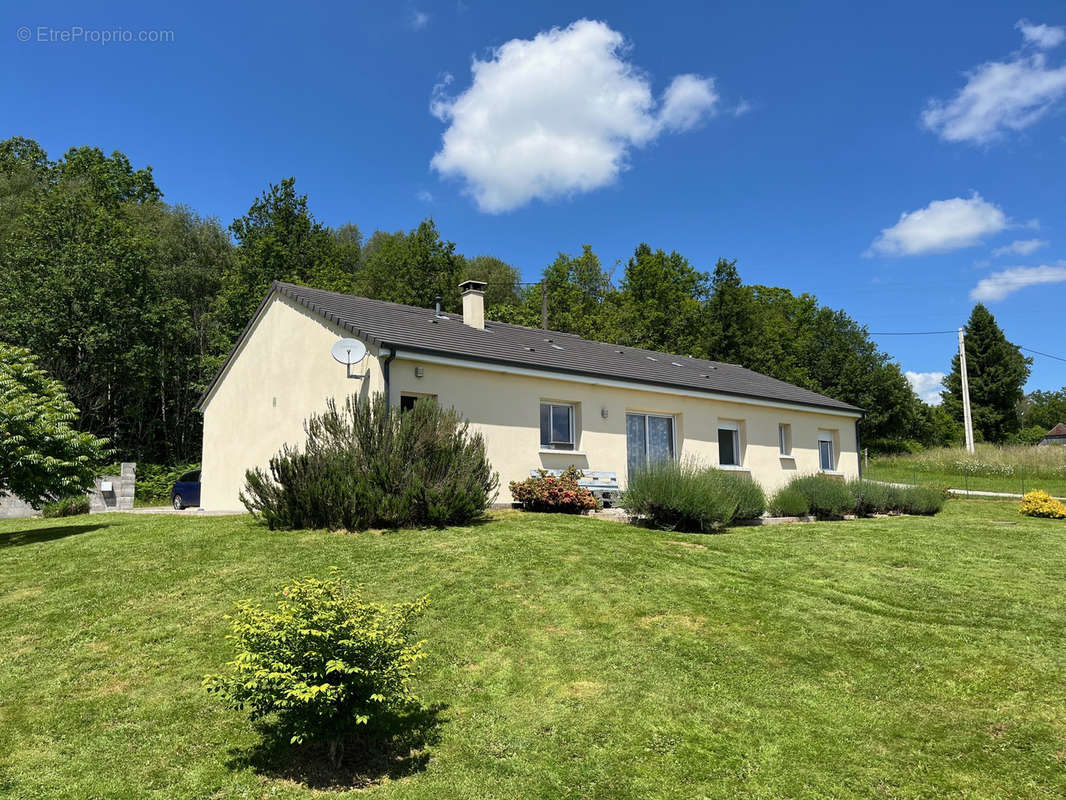 Maison à MONTGIBAUD