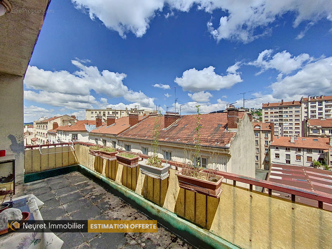 Appartement à SAINT-ETIENNE