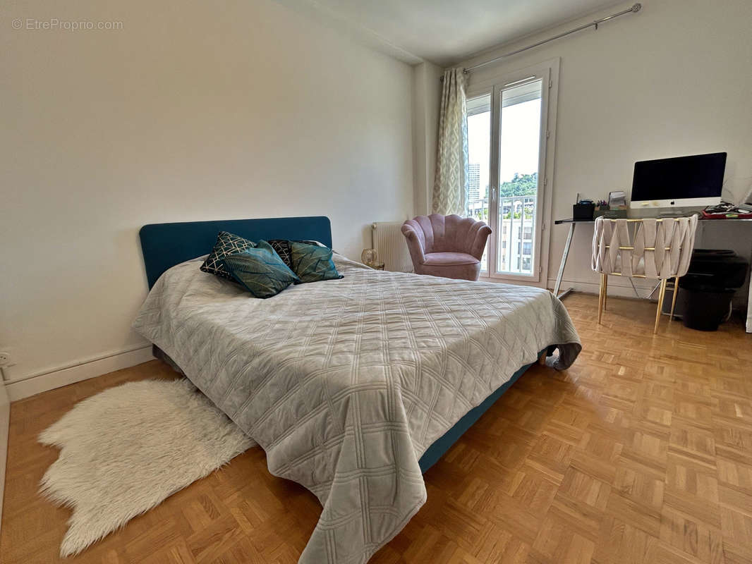 Appartement à MARSEILLE-13E