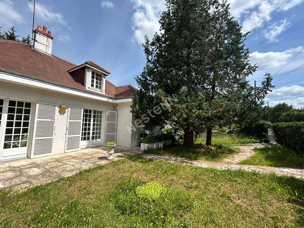 Maison à HUISSEAU-SUR-COSSON