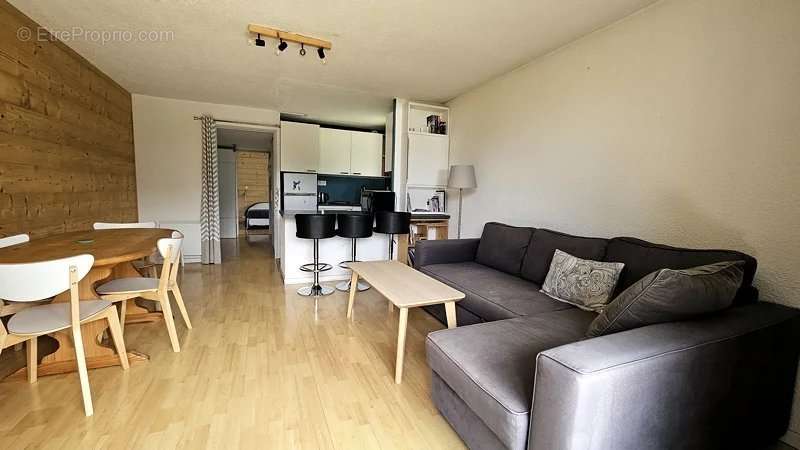 Appartement à MEAUDRE