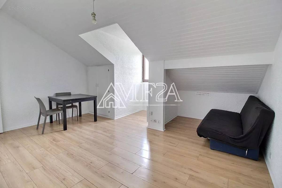 Appartement à NANTERRE