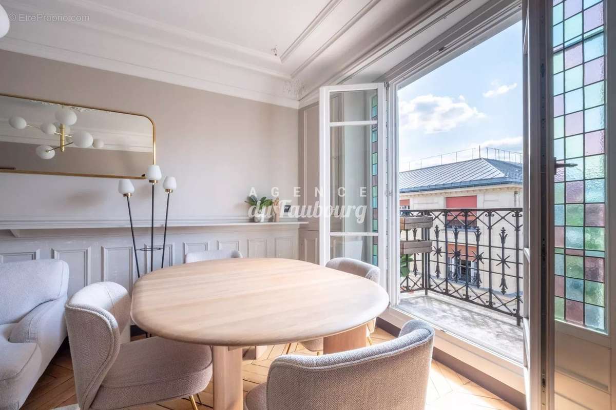 Appartement à PARIS-10E