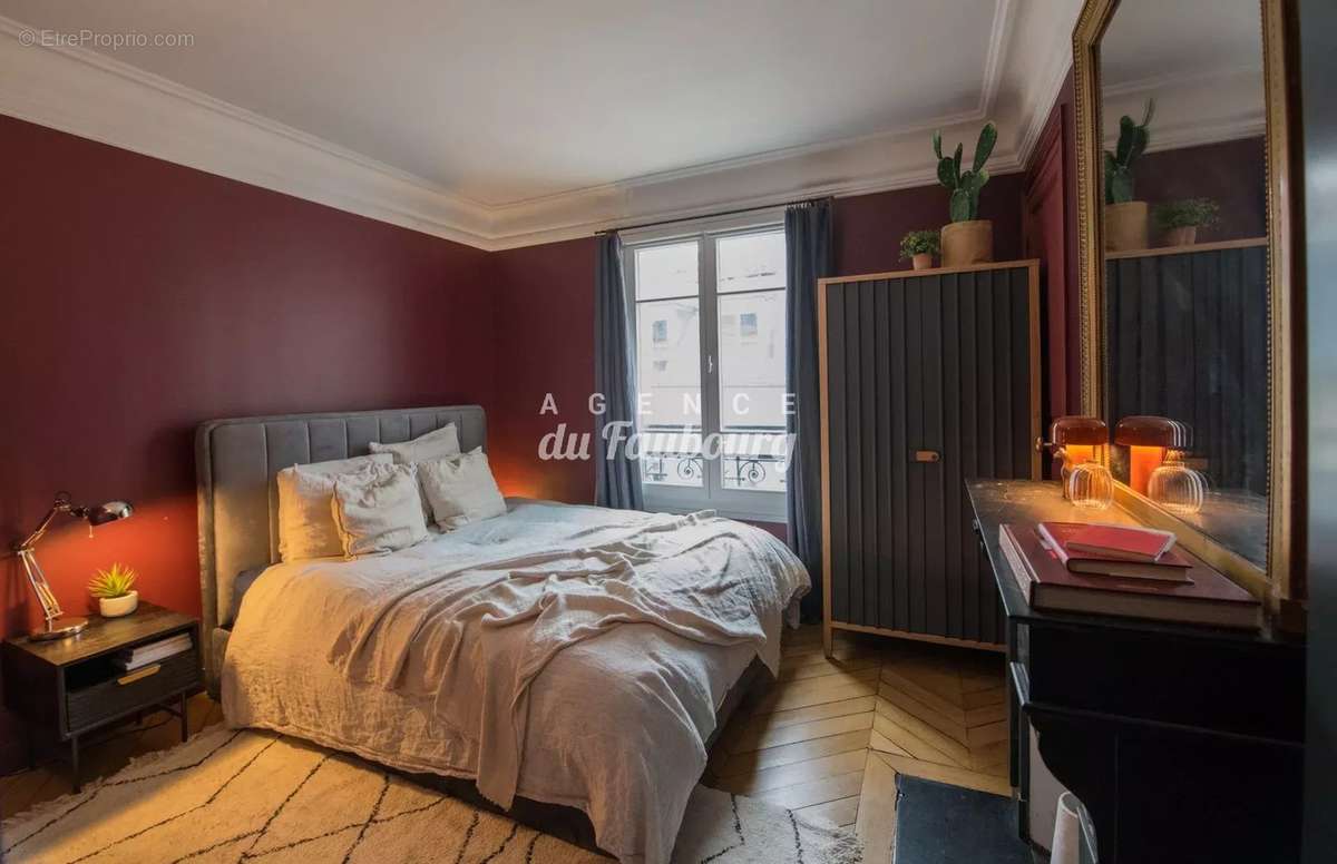 Appartement à PARIS-10E