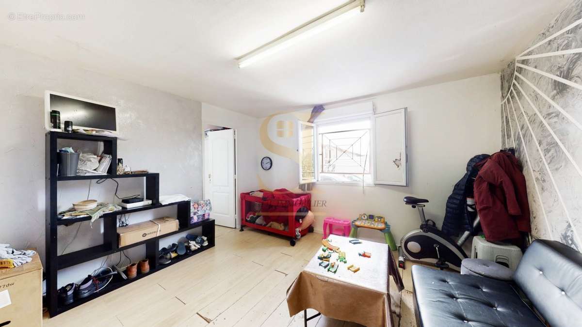 Appartement à VIGNEUX-SUR-SEINE