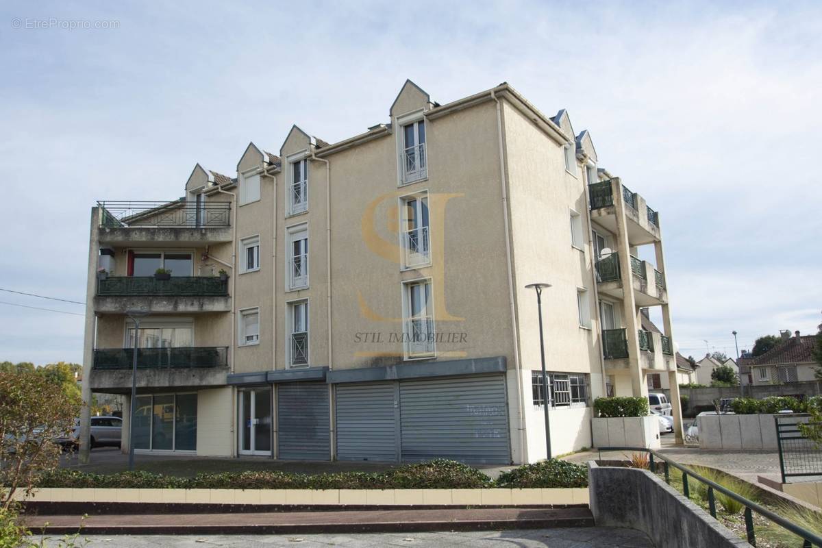 Appartement à VIGNEUX-SUR-SEINE