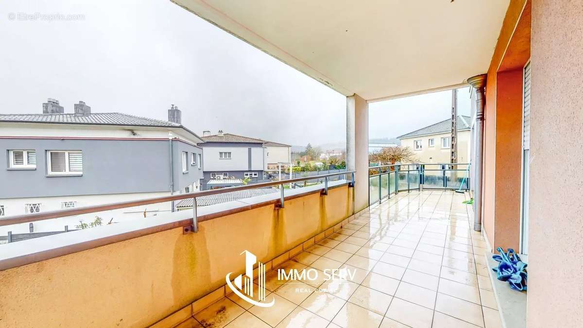 Appartement à VITRY-SUR-ORNE