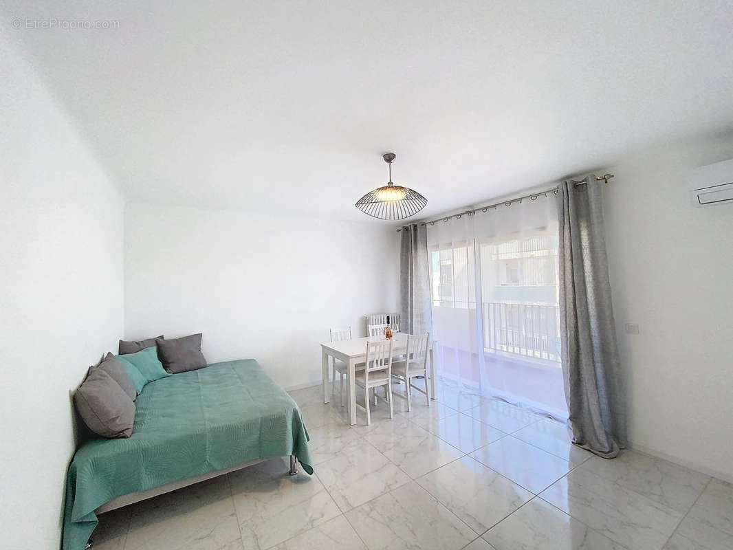 Appartement à FREJUS