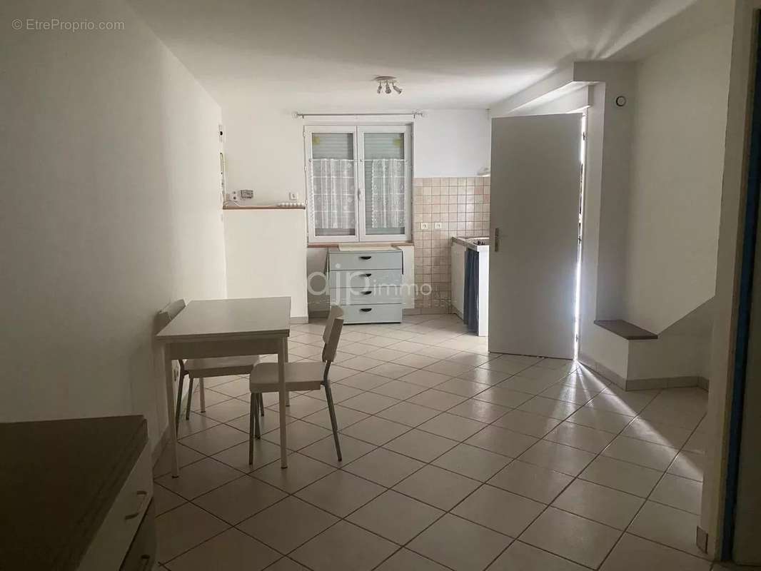 Appartement à ANGLEFORT