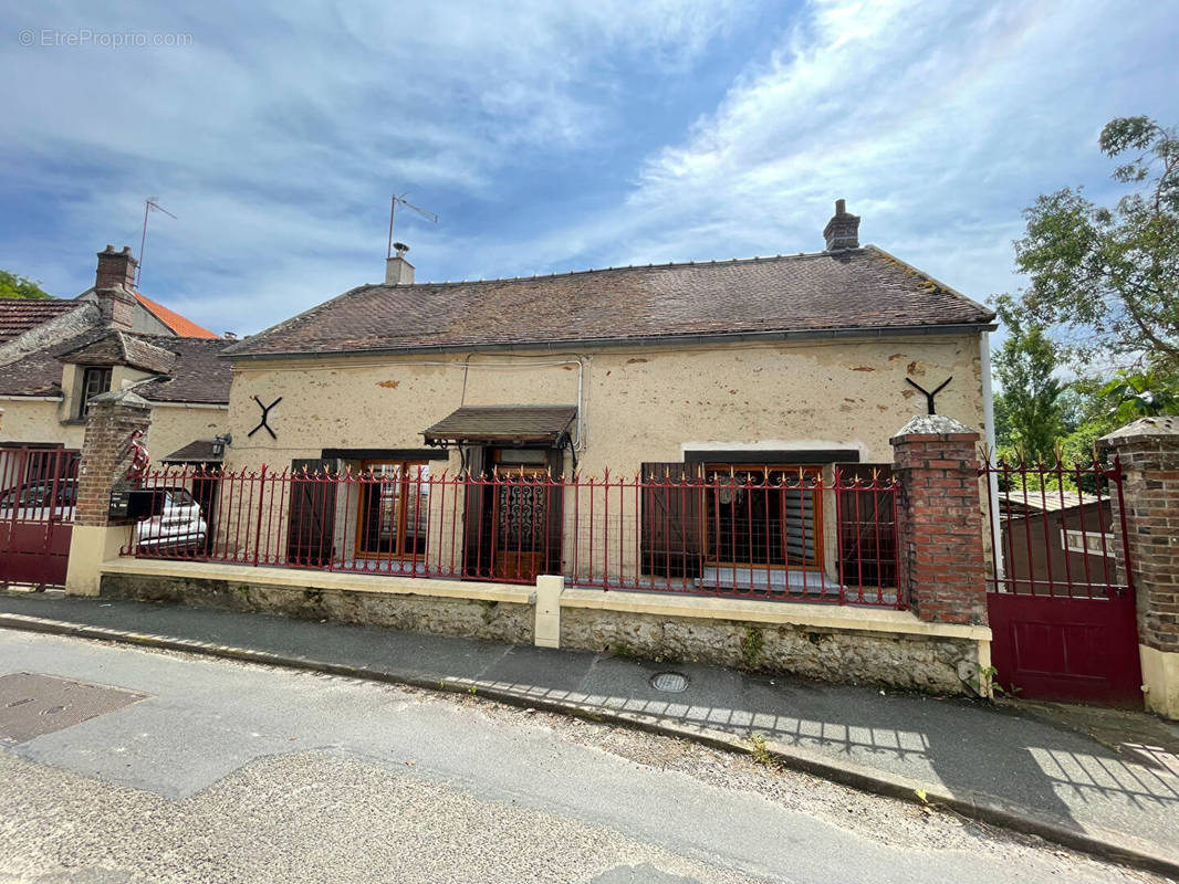 Maison à DOURDAN