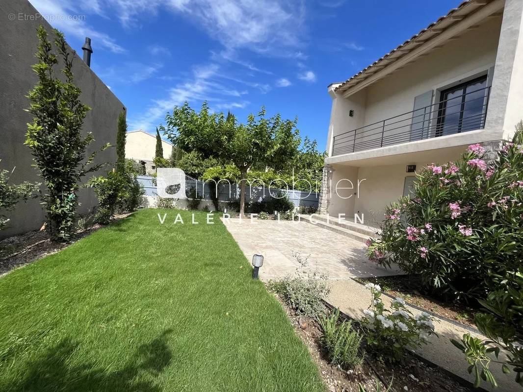 Maison à MAUSSANE-LES-ALPILLES