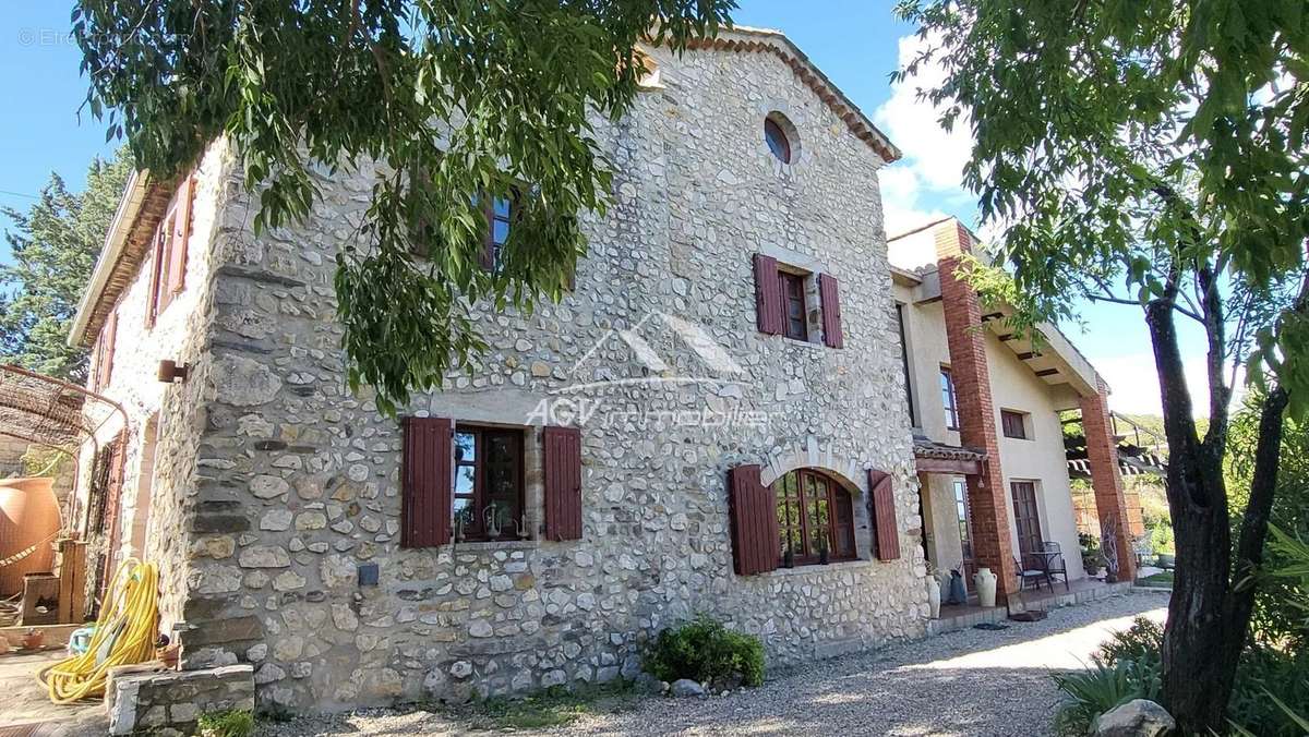 Maison à SAINT-AMBROIX