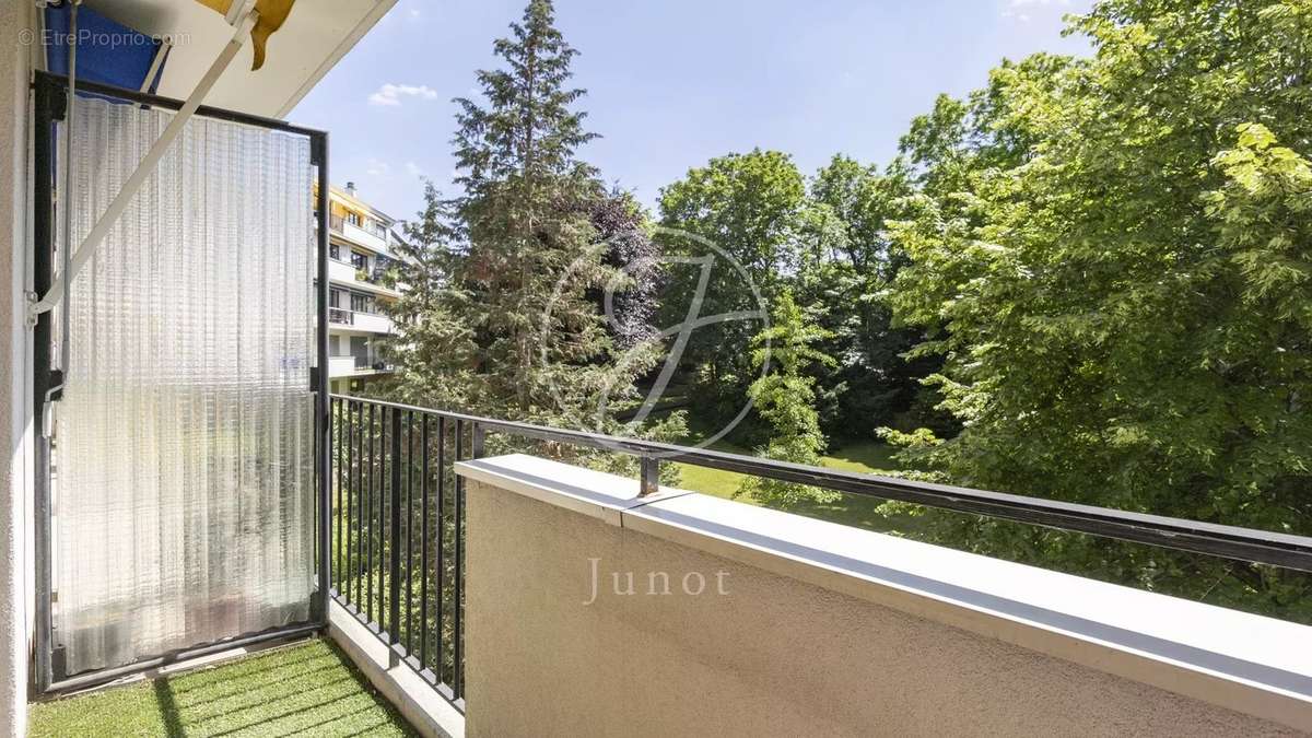 Appartement à MAISONS-LAFFITTE