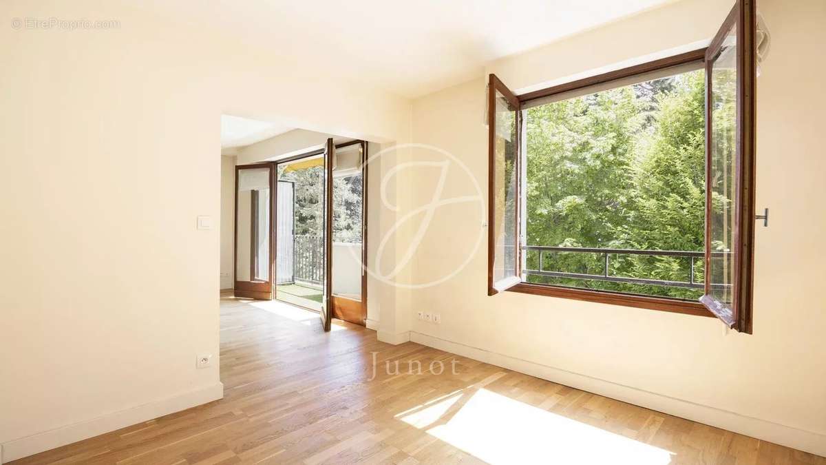 Appartement à MAISONS-LAFFITTE