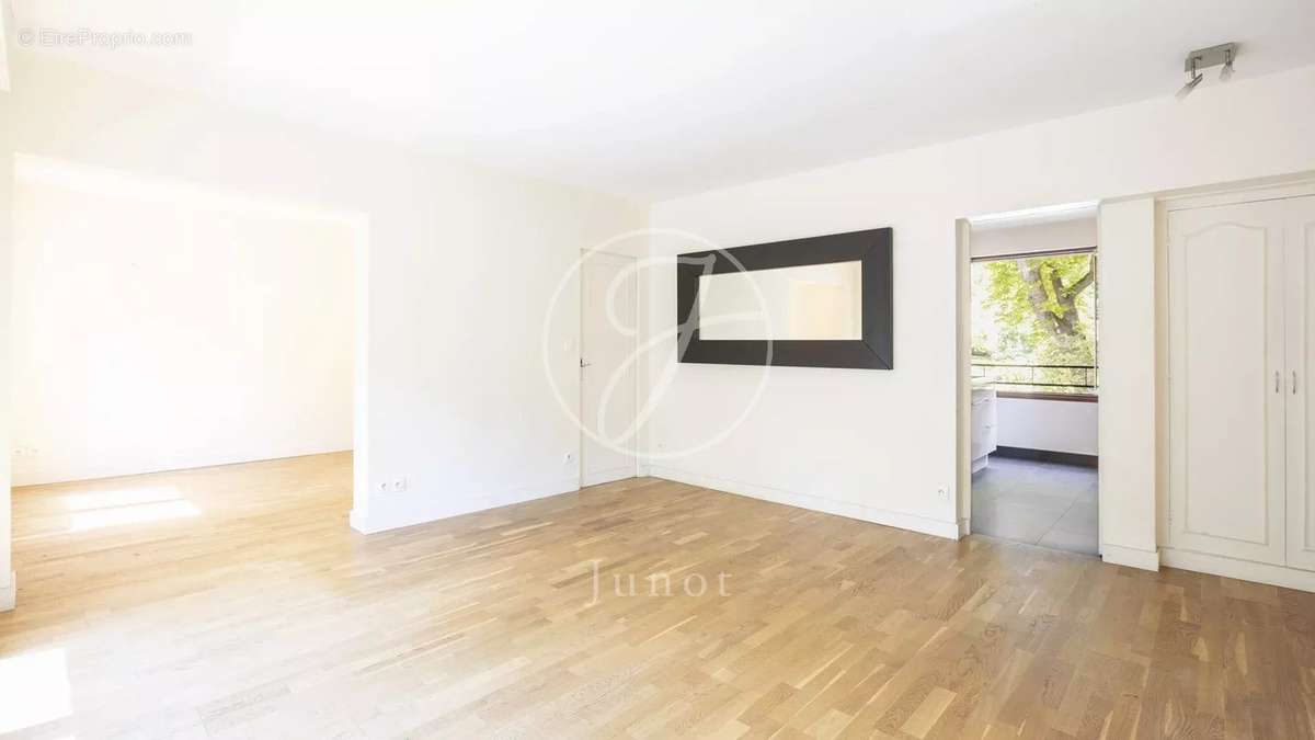 Appartement à MAISONS-LAFFITTE