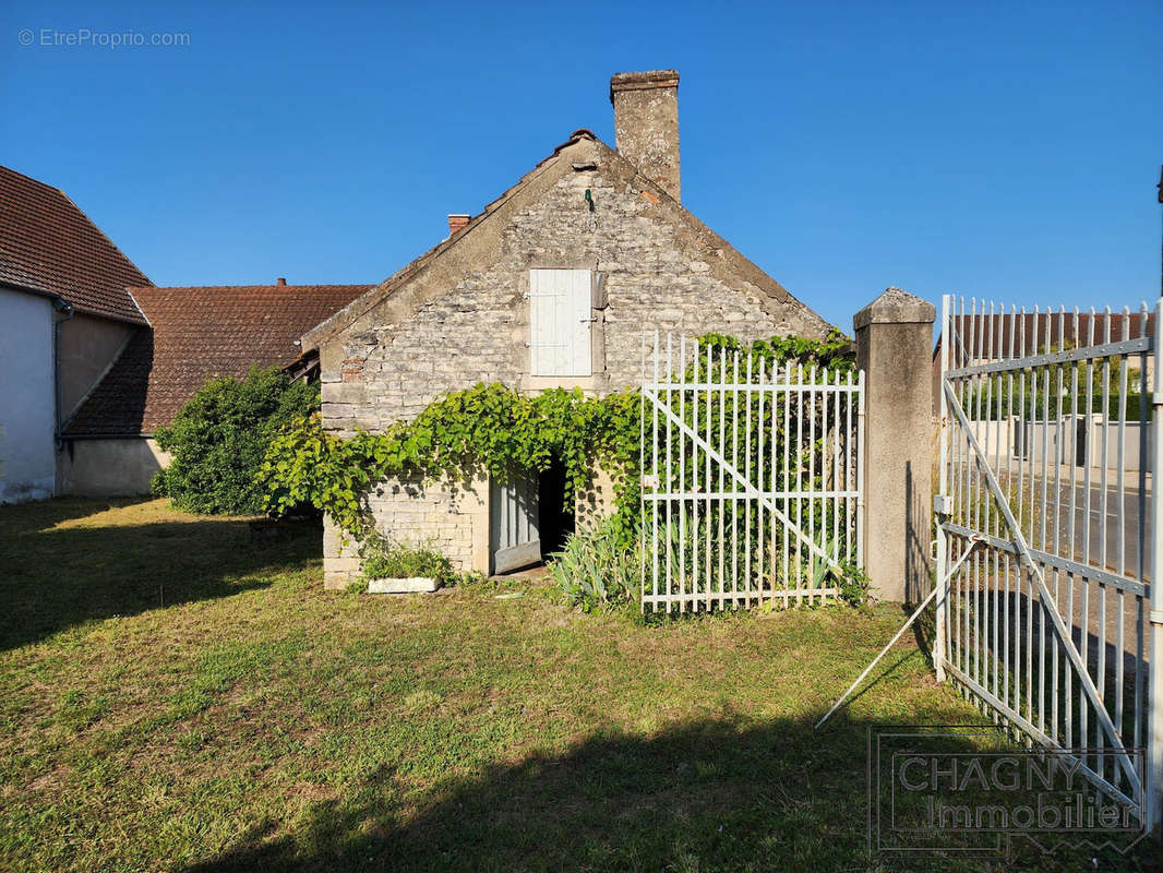 Maison à CHAUDENAY