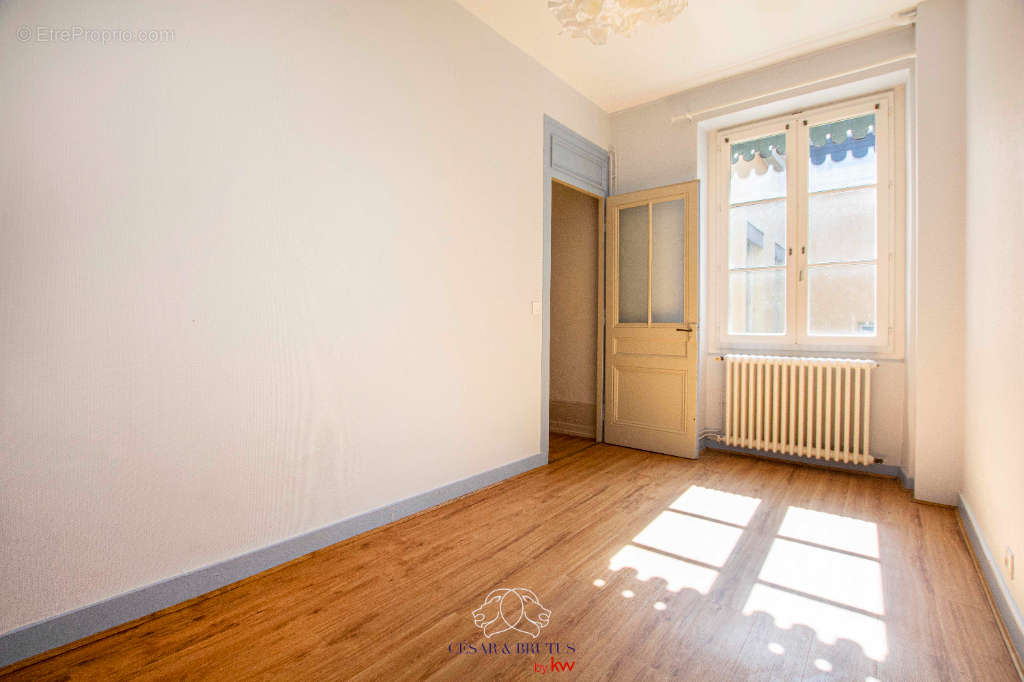 Appartement à LYON-1E