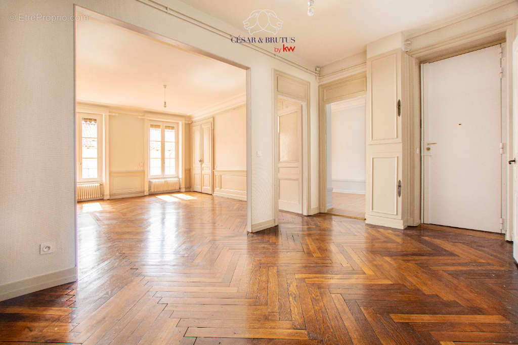 Appartement à LYON-1E