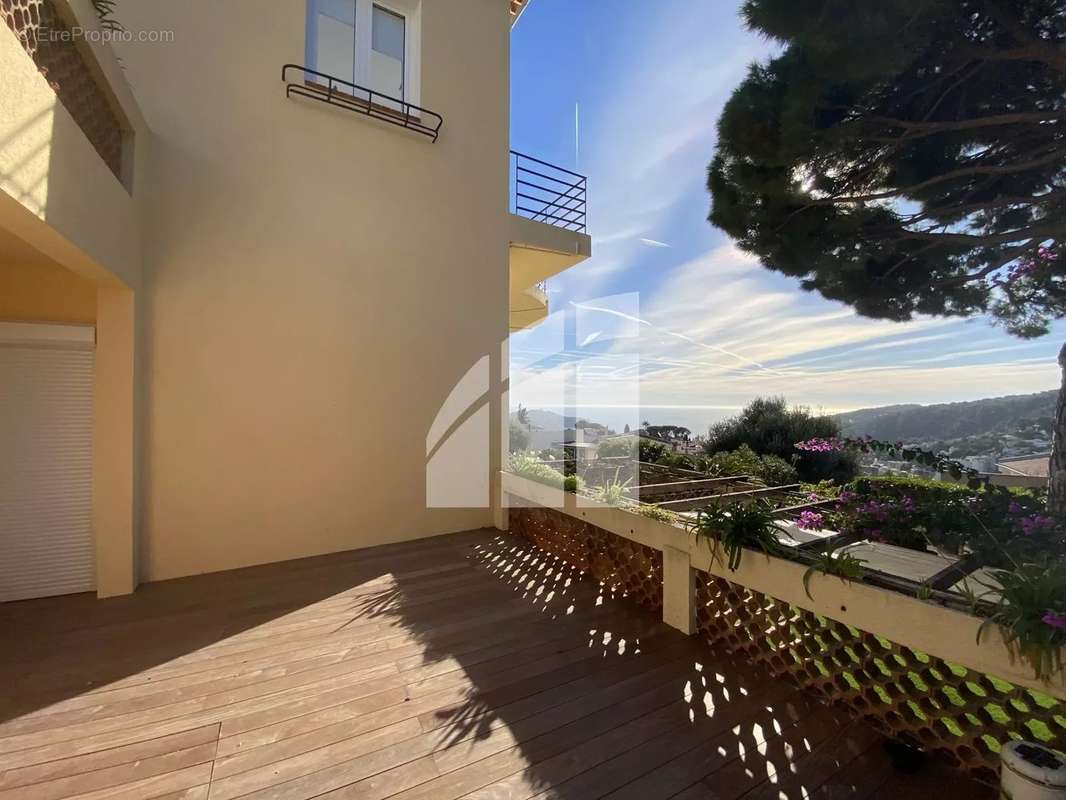 Appartement à VILLEFRANCHE-SUR-MER