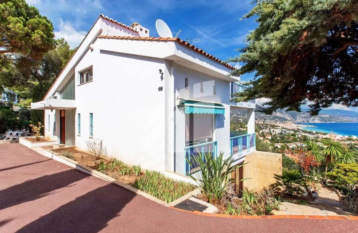 Maison à ROQUEBRUNE-CAP-MARTIN