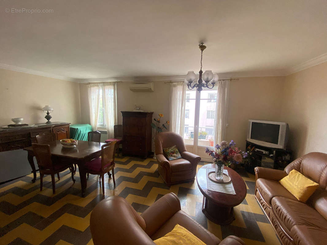 Appartement à BEZIERS