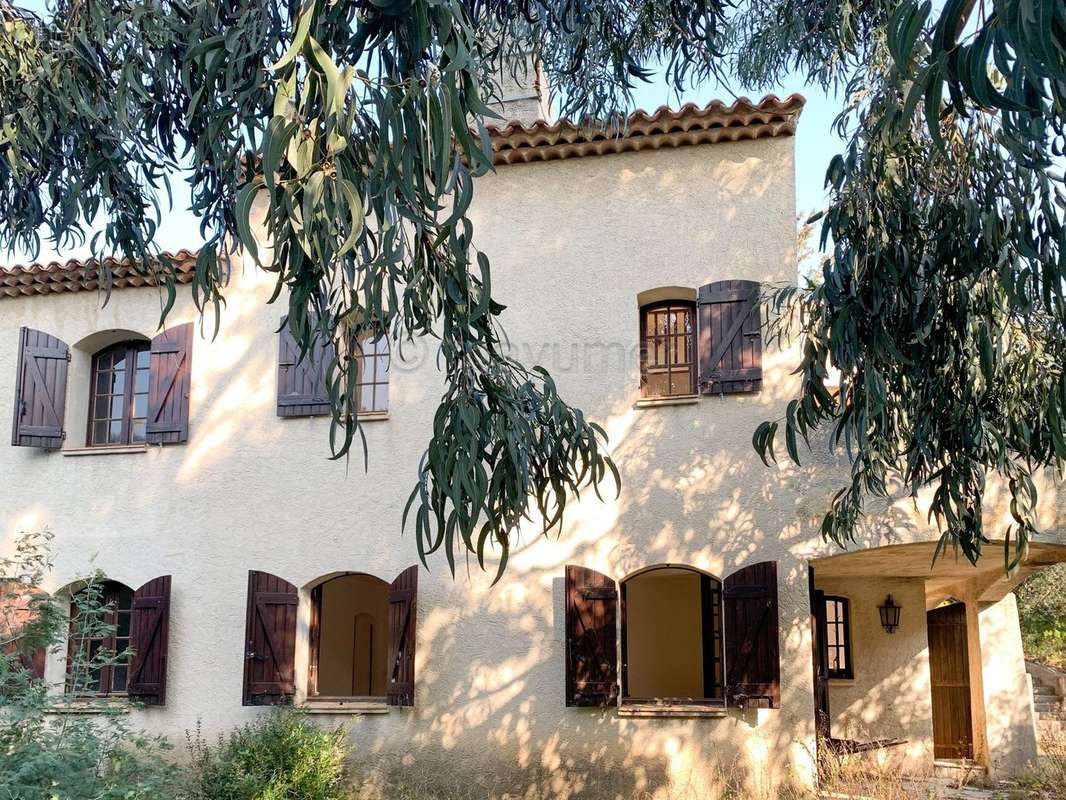 Maison à FREJUS