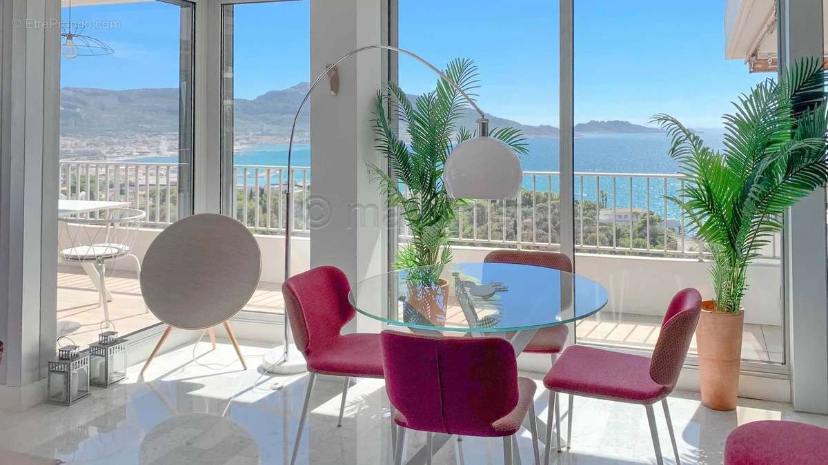 Appartement à MARSEILLE-7E