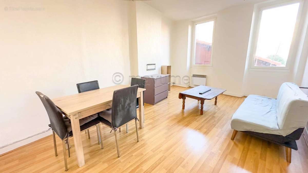 Appartement à MARSEILLE-10E