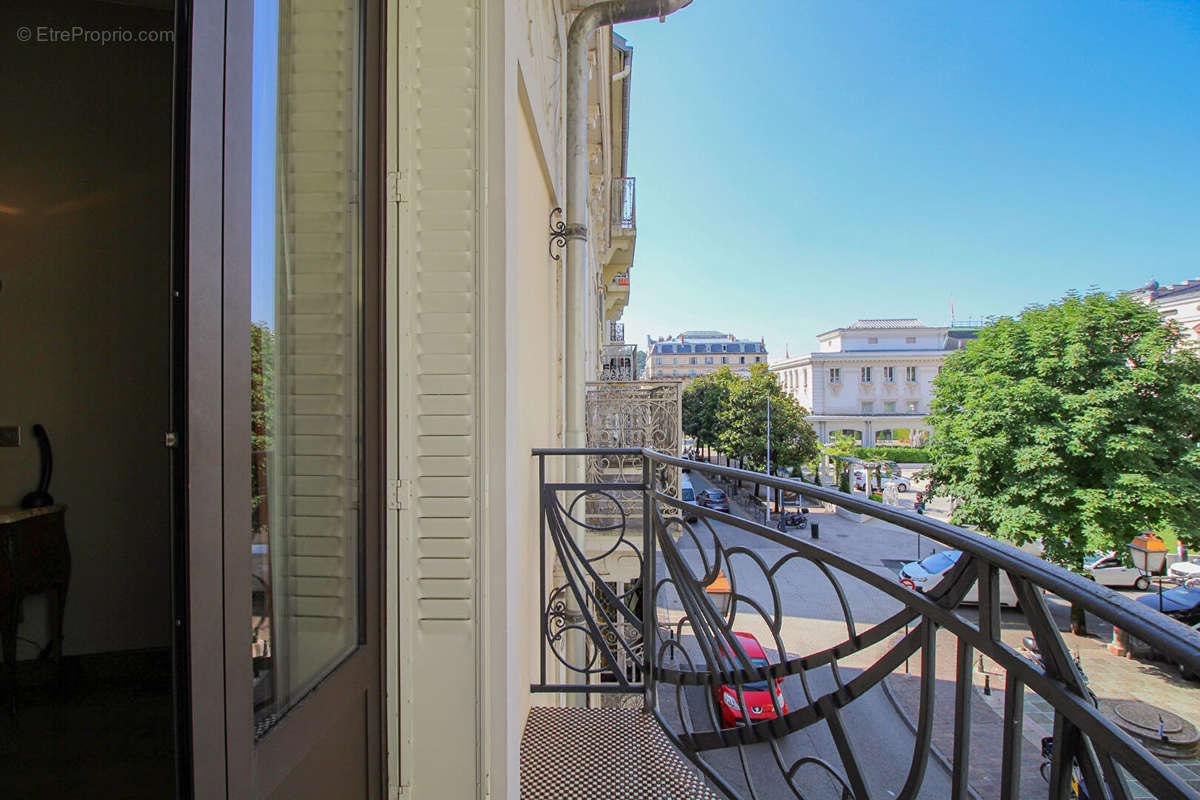 Appartement à AIX-LES-BAINS