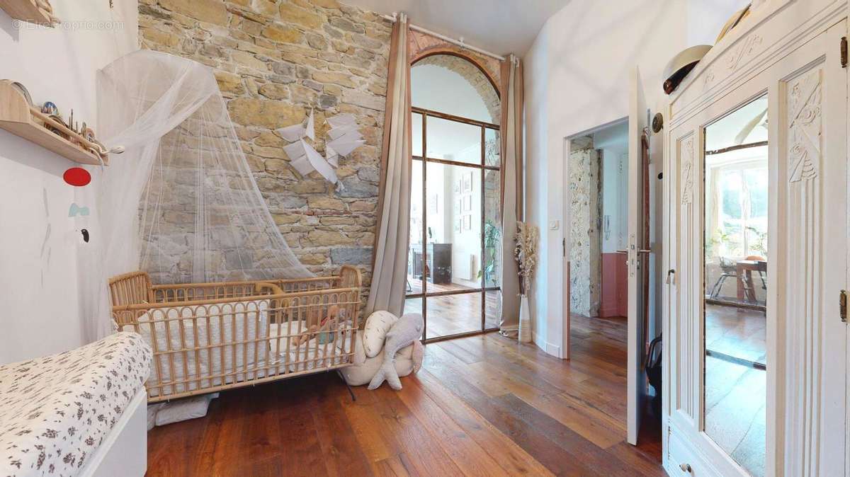 Appartement à LYON-5E