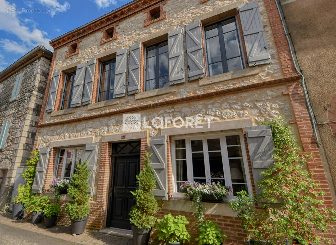 Maison à CASTELNAU-DE-MONTMIRAL