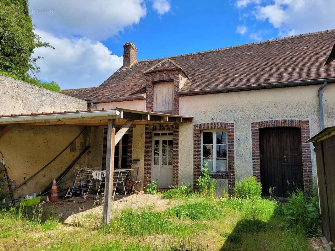 Maison à MANOU