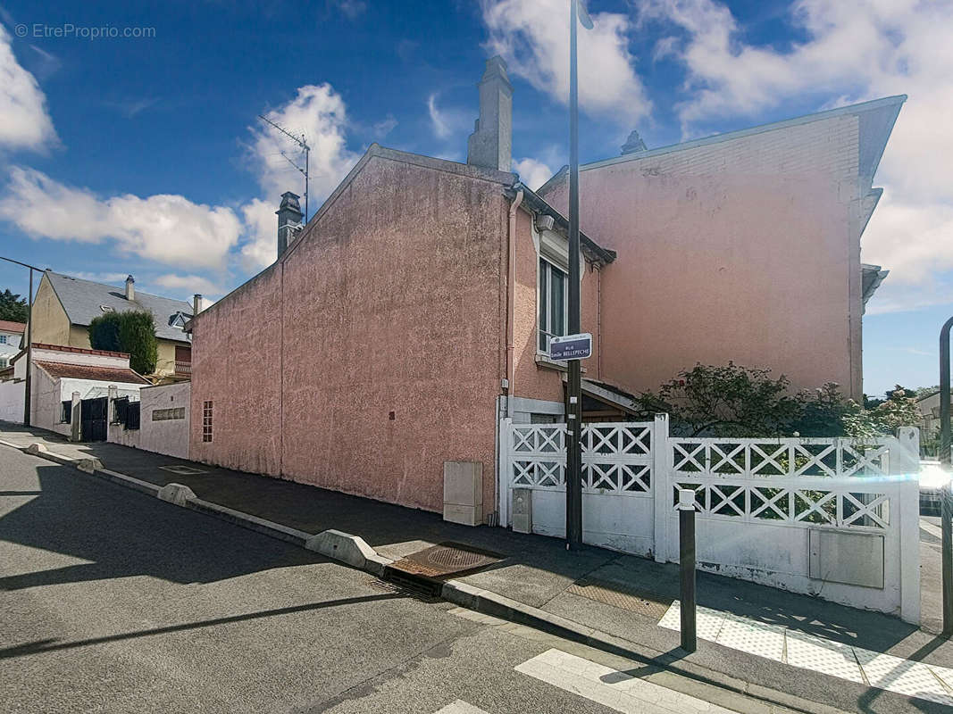 Appartement à ROSNY-SOUS-BOIS