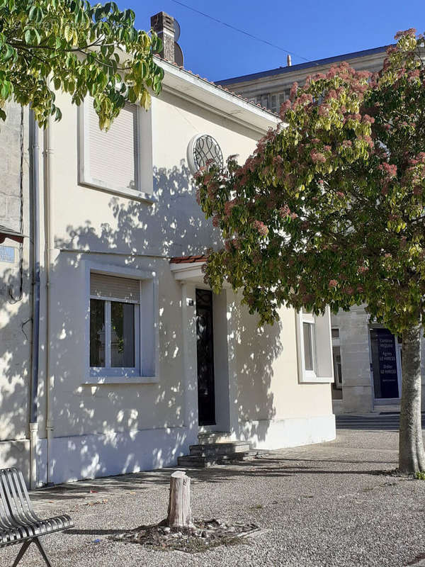 Maison à PAUILLAC