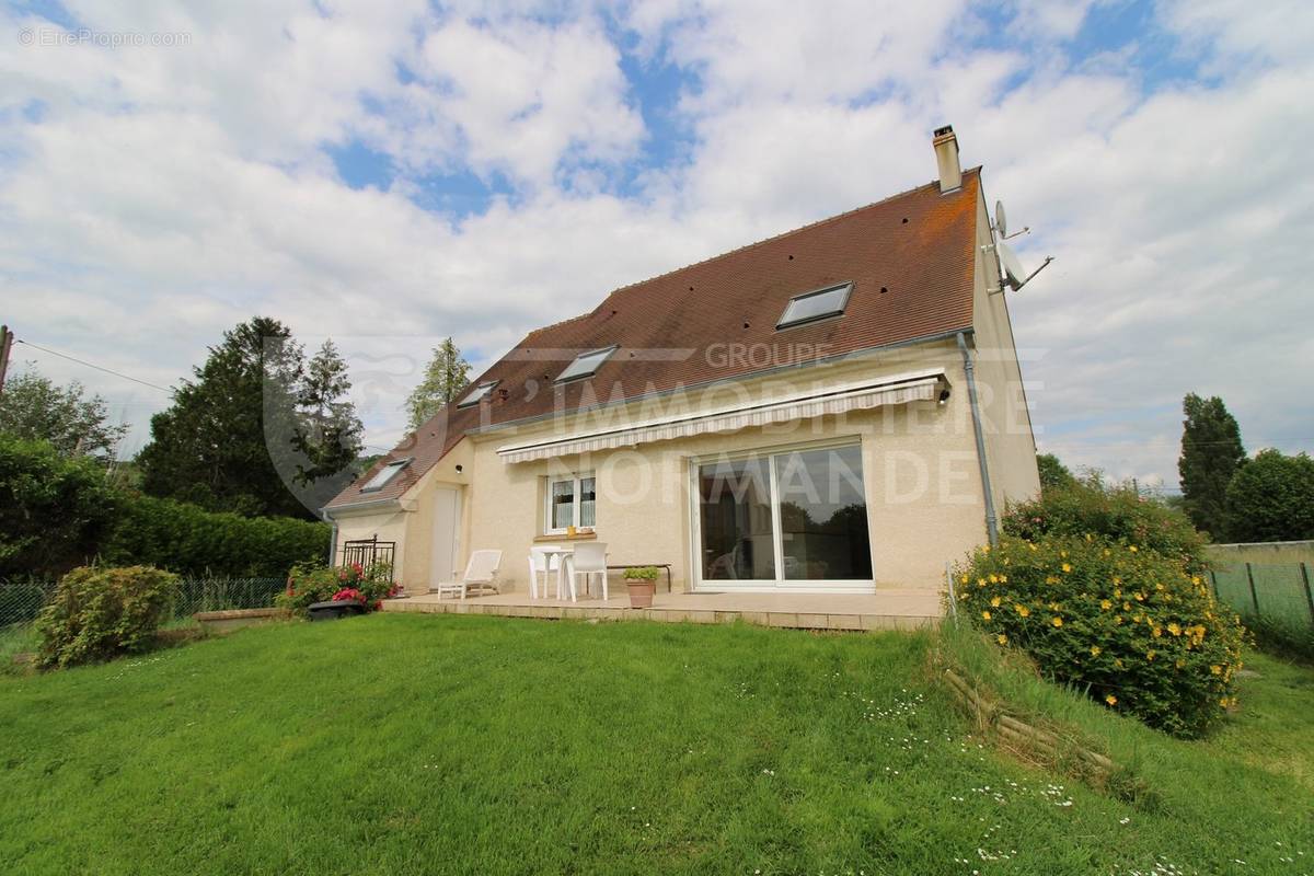 Maison à BONNIERES-SUR-SEINE