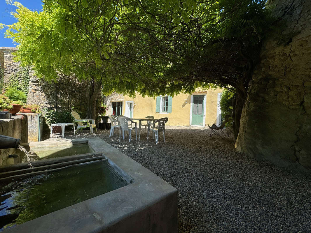 Maison à VAISON-LA-ROMAINE