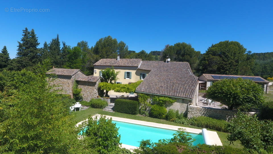 Maison à VAISON-LA-ROMAINE