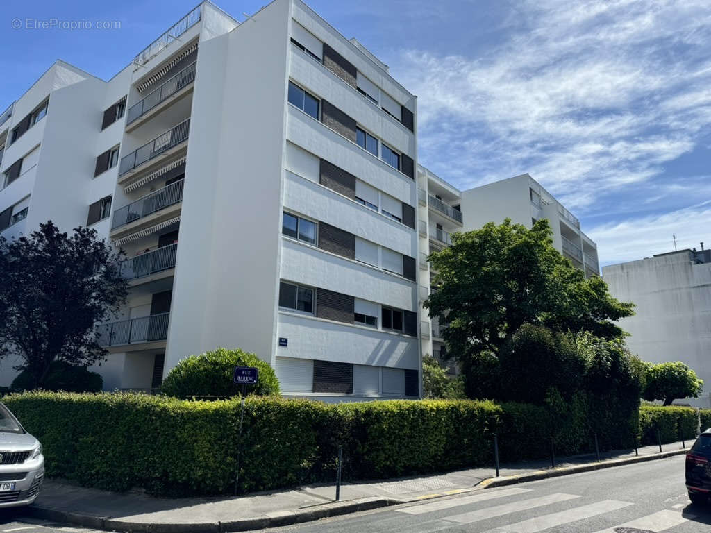 Appartement à BORDEAUX