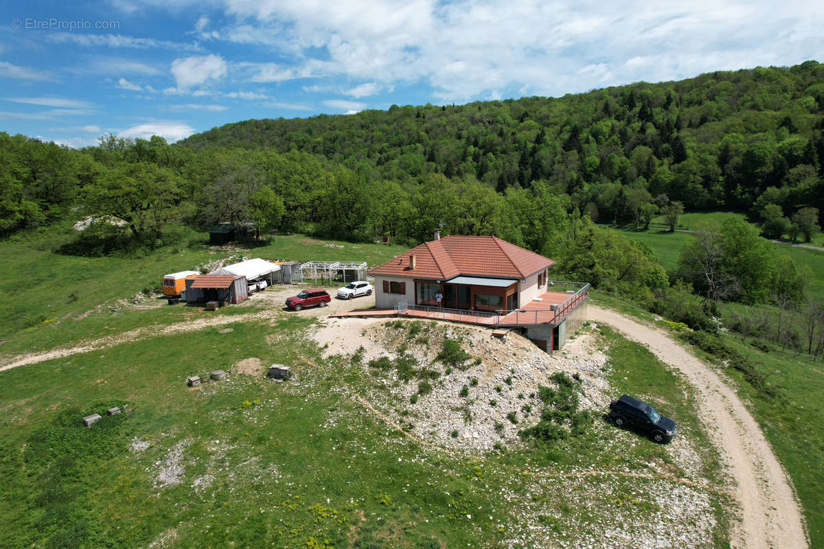 Maison à AMBERIEU-EN-BUGEY