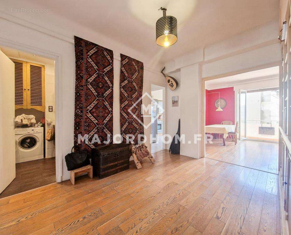 Appartement à MARSEILLE-5E