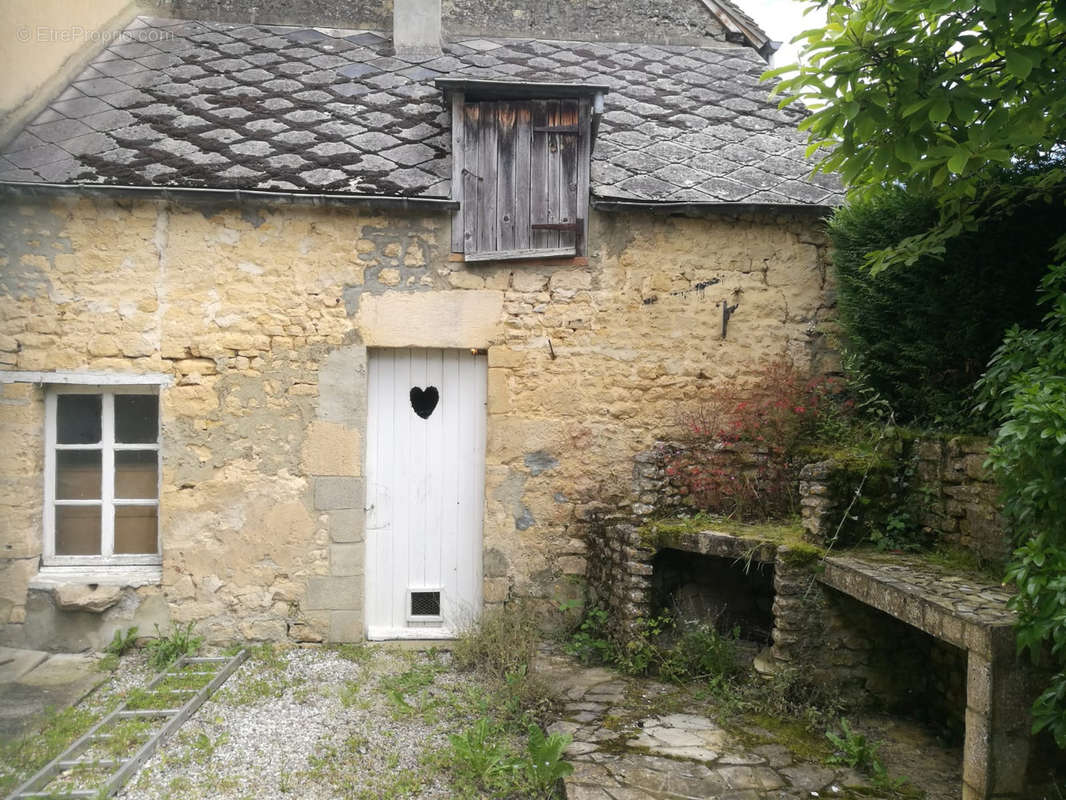 Maison à COURTOMER