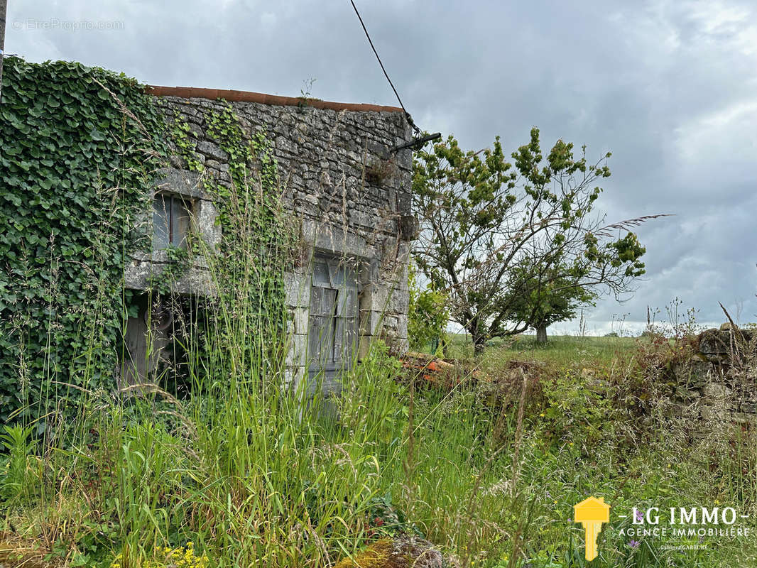 Maison à THAIMS