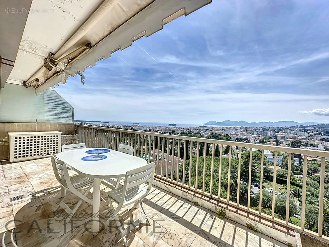 Appartement à CANNES